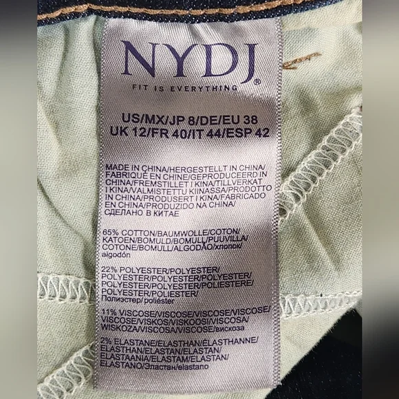 NYDJ Marilyn Straight Leg Jeans Patch Pockets Size 8. B13 - Picture 6 of 13